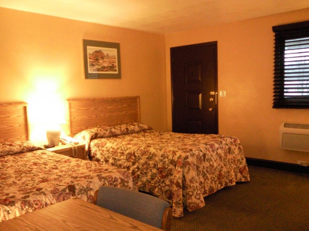 Colonial Inn Mercer-Grove City Habitación foto