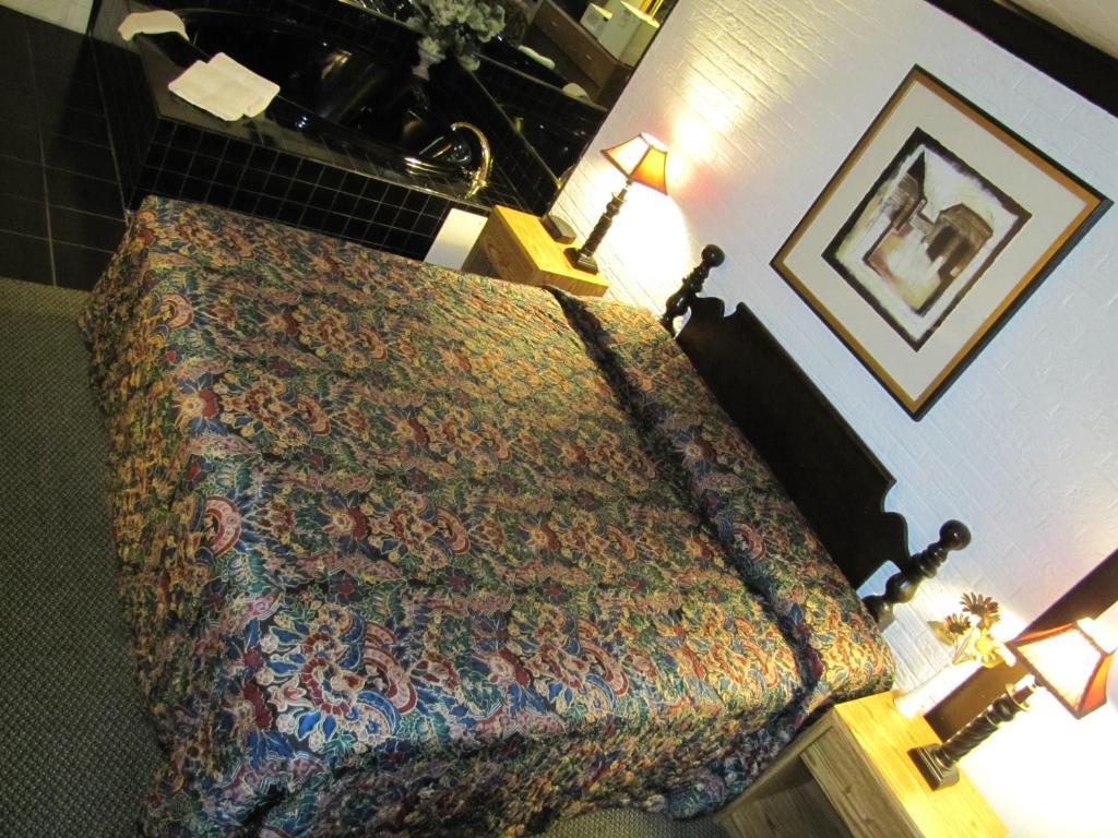 Colonial Inn Mercer-Grove City Habitación foto